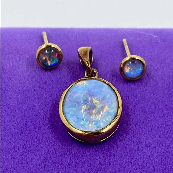 💛 Vintage 925 Gold Plated Opal Stud Earrings & Pendant Set - Picture 2 of 9